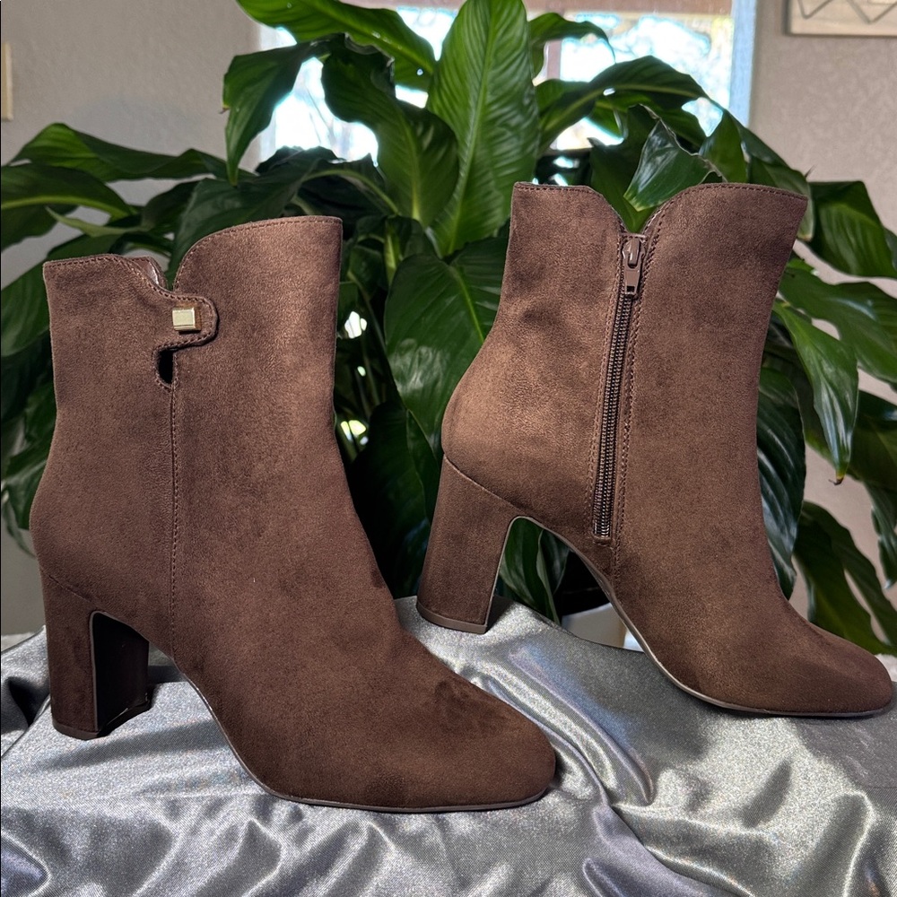 Charter Club Matildaa Chocolate Micro-Fiber Heeled Ankle Boots - Women's 7.5